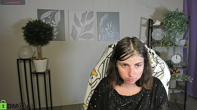 Snapshot of MartaEdams chatting on July 14, 2026, 10:21 am MartaEdams online show from July 14, 2026, 10:21 am