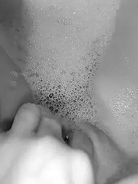 KOte7 online show from November 11, 2025, 9:42 pm