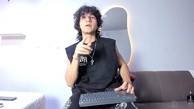 Snapshot of JackesTaylor chatting on March 26, 2026, 5:39 am JackesTaylor online show from March 26, 2026, 5:39 am