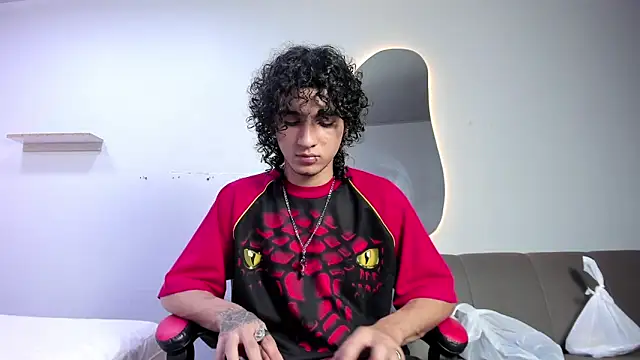 Snapshot of JackesTaylor chatting on April 5, 2026, 5:03 am JackesTaylor online show from April 5, 2026, 5:03 am