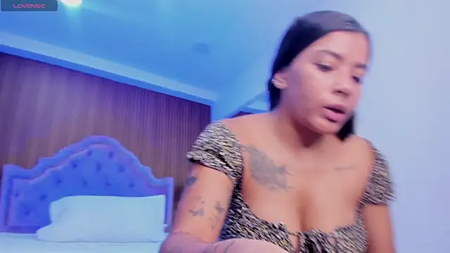 SelenaStonne online show from November 2, 2025, 7:52 pm