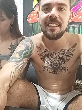 Snapshot of parejajuguetona420 chatting on November 24, 2025, 5:46 pm parejajuguetona420 online show from November 24, 2025, 5:46 pm