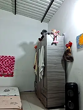 channell0 online show from October 9, 2025, 6:03 am