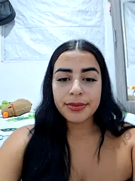 channell0 online show from April 7, 2026, 4:47 am