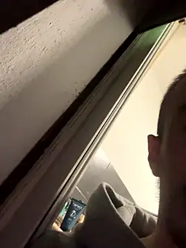 mario231197 online show from January 18, 2026, 1:20 am