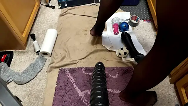 Snapshot of SharkedTaxis chatting on November 15, 2025, 1:37 pm SharkedTaxis online show from November 15, 2025, 1:37 pm