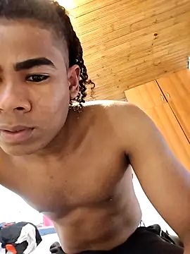 lander-12 online show from April 28, 2026, 9:41 pm