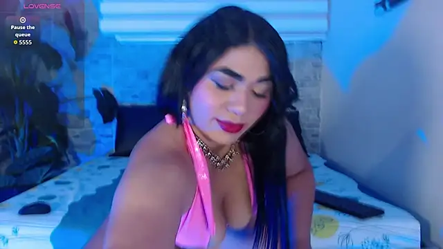 Snapshot of MeganBlazze chatting on December 3, 2025, 3:40 am MeganBlazze online show from December 3, 2025, 3:40 am