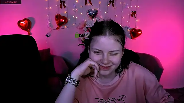 Snapshot of foxy_tease_ chatting on March 22, 2026, 3:10 am foxy tease online show from March 22, 2026, 3:10 am