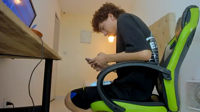 Darkknightx01 online show from November 30, 2025, 2:01 am