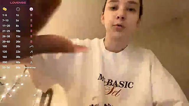 DanaCore online show from October 31, 2025, 4:47 pm