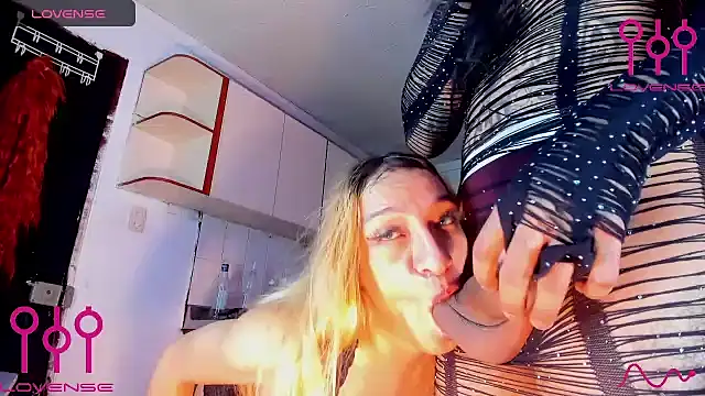 Snapshot of submissive_cockbig chatting on February 14, 2026, 10:48 am submissive cockbig online show from February 14, 2026, 10:48 am