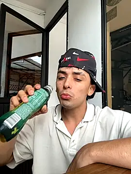 Jacobs0 online show from October 13, 2025, 2:07 pm