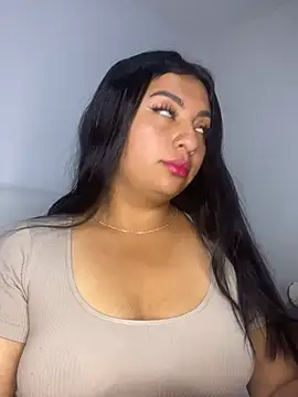 Issa Santana online show from February 18, 2026, 8:38 pm