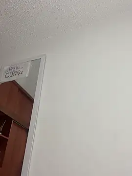 Issa Santana online show from December 19, 2025, 8:33 pm