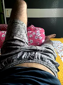 Snapshot of darkbluemoon chatting on November 7, 2025, 9:36 am darkbluemoon online show from November 7, 2025, 9:36 am