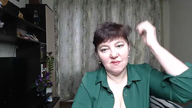 Illusionq online show from February 25, 2026, 5:07 am