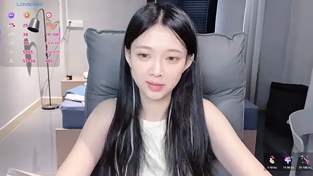 Snapshot of NiNi-baby520 chatting on November 21, 2025, 7:40 am NiNi-baby520 online show from November 21, 2025, 7:40 am