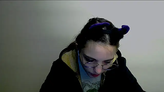 Sun Shine   online show from December 19, 2025, 4:49 am