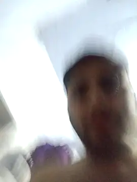 Desirock001 online show from November 3, 2025, 2:31 pm