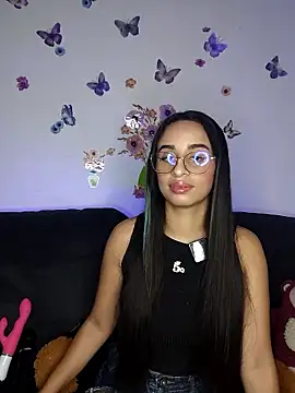 issis22 online show from January 14, 2026, 2:48 am