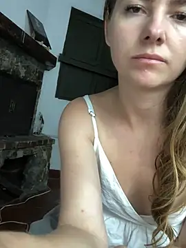 Angiehuston1 online show from January 9, 2026, 2:13 pm