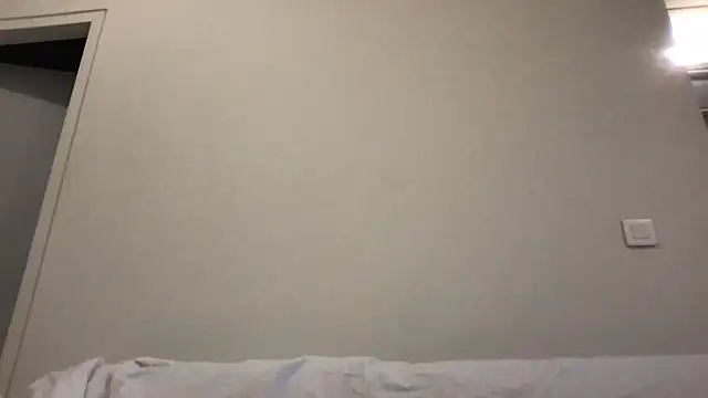 Zaak91190 online show from April 19, 2026, 6:21 pm