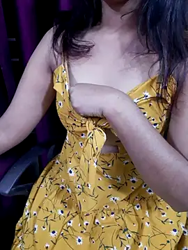 Snapshot of Monalisa670 chatting on November 15, 2025, 7:51 pm Monalisa670 online show from November 15, 2025, 7:51 pm