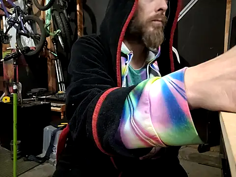 thejuicybacon online show from September 26, 2025, 5:47 am