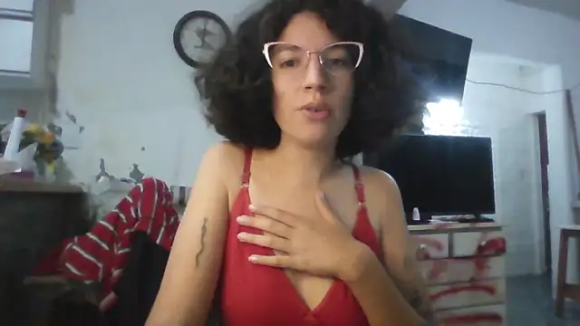 loliporomero online show from November 3, 2025, 12:49 am