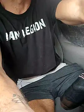 GreekGuyOutdoors online show from November 22, 2025, 11:53 am