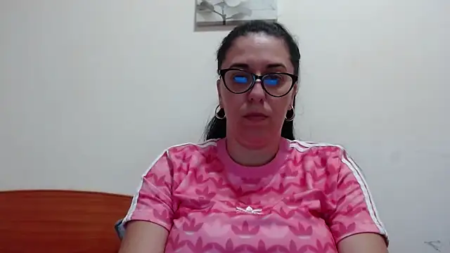 jollene online show from September 20, 2025, 11:48 am