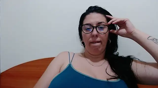 Snapshot of jollene chatting on June 30, 2026, 2:06 pm jollene online show from June 30, 2026, 2:06 pm