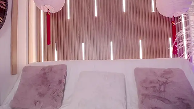 MylaDreams online show from January 9, 2026, 3:24 am