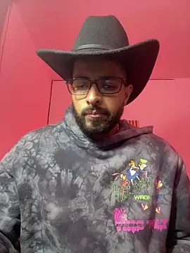 magnumchris online show from April 5, 2026, 11:33 pm