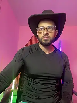 magnumchris online show from February 23, 2026, 10:27 am