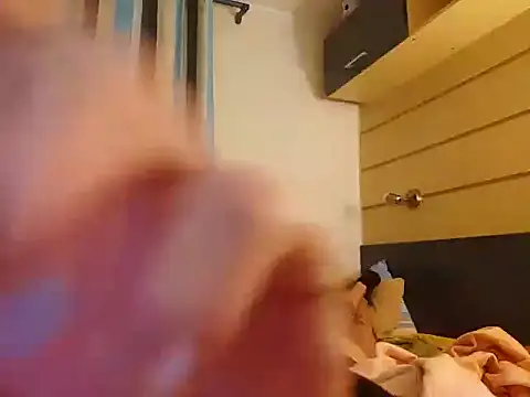 TussiFlaka online show from November 21, 2025, 11:04 pm