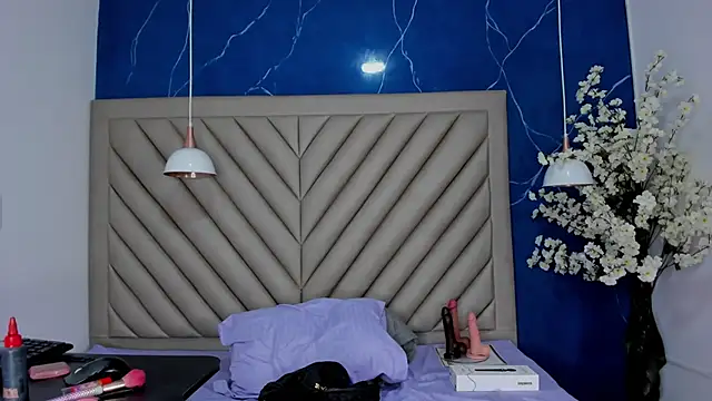 Ibbie drastic online show from December 15, 2025, 12:11 pm