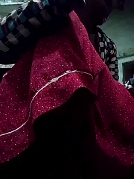 Snapshot of aunty_sumy chatting on December 1, 2025, 12:44 am aunty sumy online show from December 1, 2025, 12:44 am