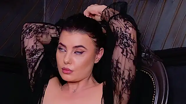 Snapshot of MistressEly chatting on July 5, 2026, 4:19 am MistressEly online show from July 5, 2026, 4:19 am