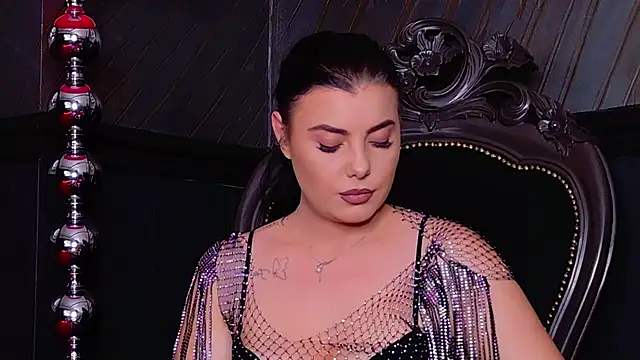 Snapshot of MistressEly chatting on July 4, 2026, 7:51 pm MistressEly online show from July 4, 2026, 7:51 pm
