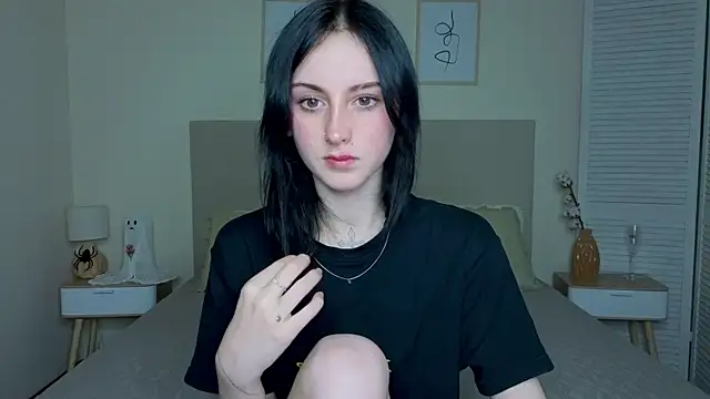 Little moly999 online show from November 11, 2025, 9:20 pm