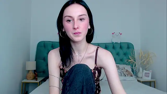 Little moly999 online show from October 8, 2025, 9:04 pm