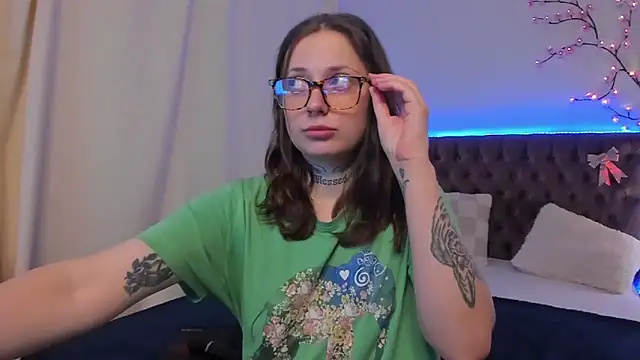 LilaVame online show from October 19, 2025, 7:27 pm