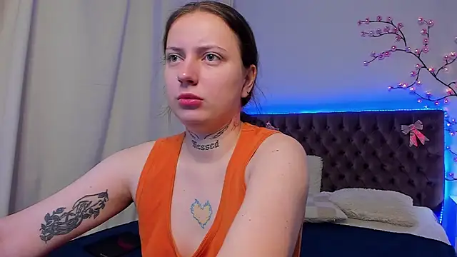 LilaVame online show from October 10, 2025, 7:36 pm