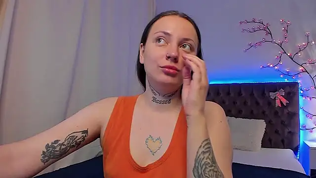 LilaVame online show from October 12, 2025, 7:37 pm