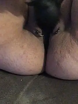 Ich-eben123 online show from April 4, 2026, 7:09 pm