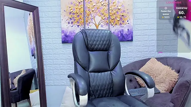 i alexanew online show from September 28, 2025, 12:12 pm