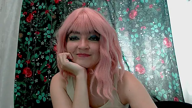 Snapshot of MagicPink chatting on May 7, 2026, 11:24 am MagicPink online show from May 7, 2026, 11:24 am