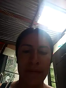 karinnahotdirty online show from April 4, 2026, 6:03 pm